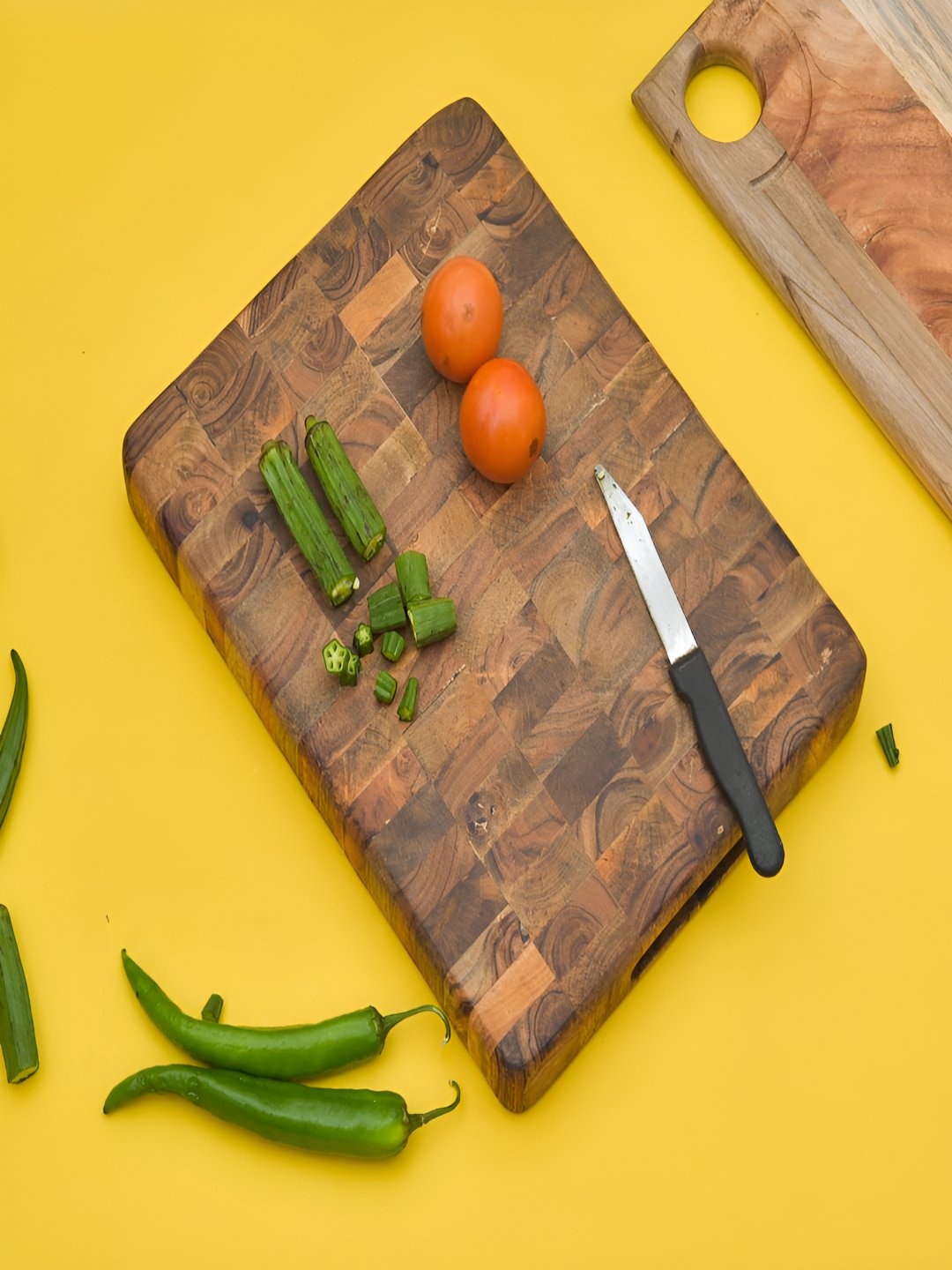 

oggn Brown Wood Chopping Board