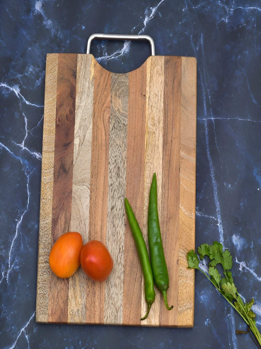 

oggn Brown & Silver Toned Wood Chopping Board