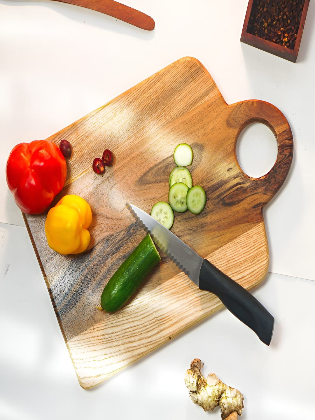 

oggn Brown Wood Chopping Board
