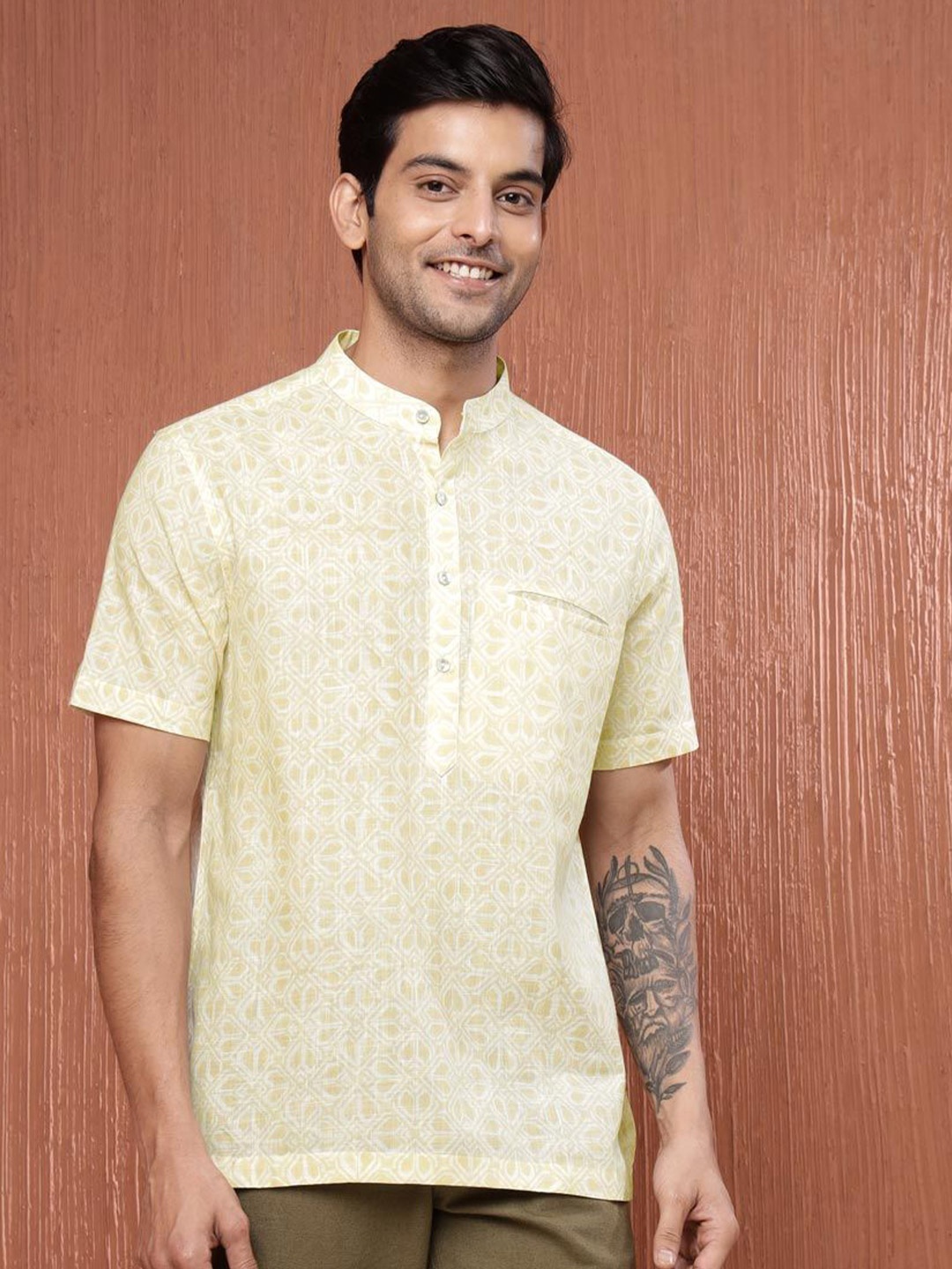 

Fabindia Men Slim Fit Geometric Printed Cotton Casual Shirt, Yellow