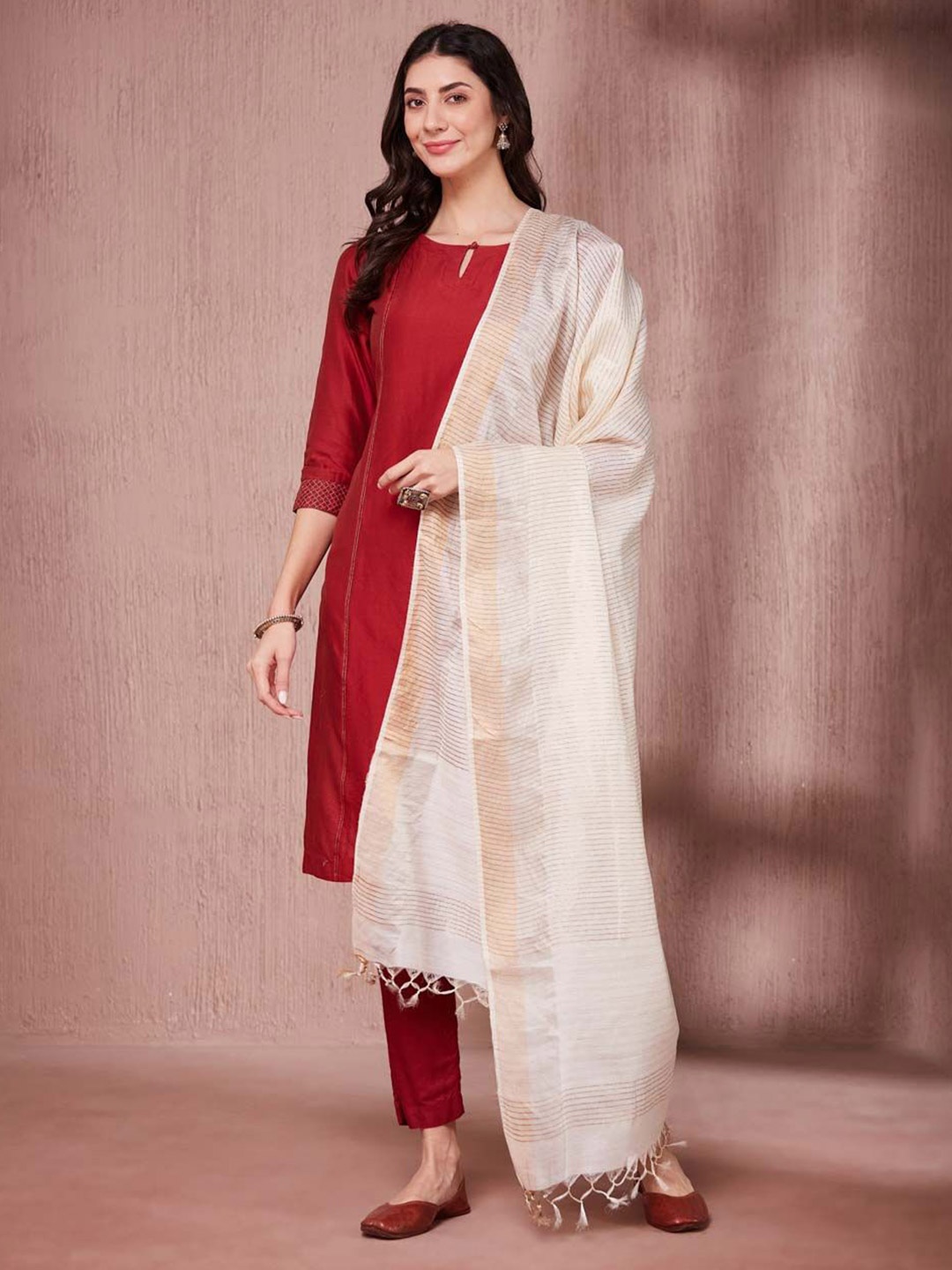 

Fabindia Striped Woven Design Dupatta, White