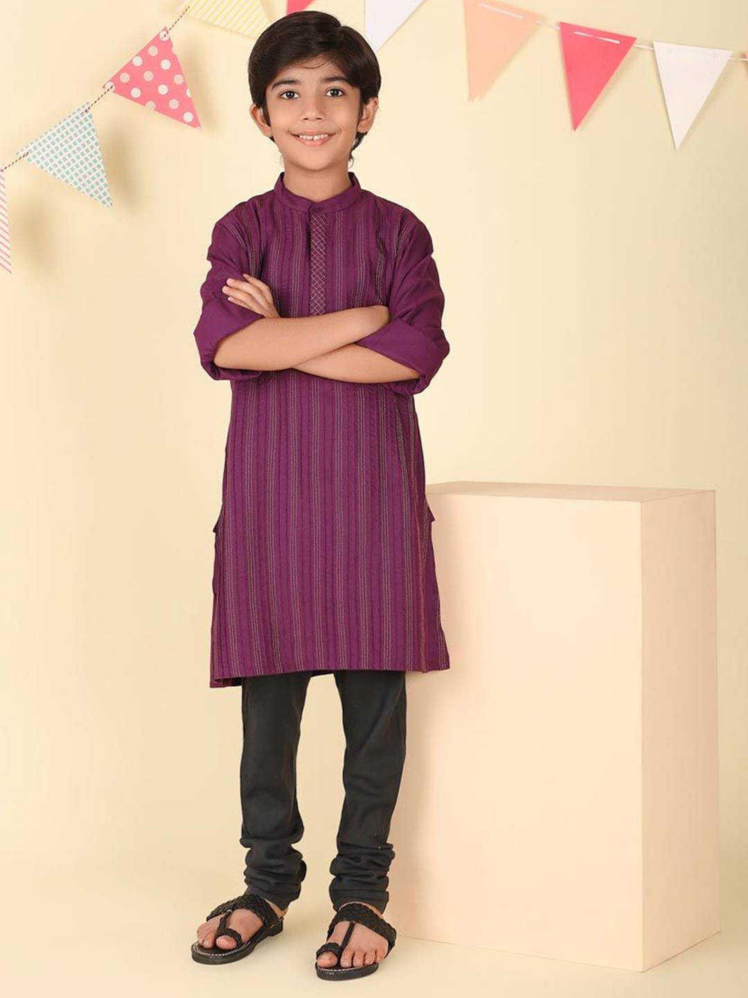 

Fabindia Boys Printed Mandarin Collar Kurta, Purple