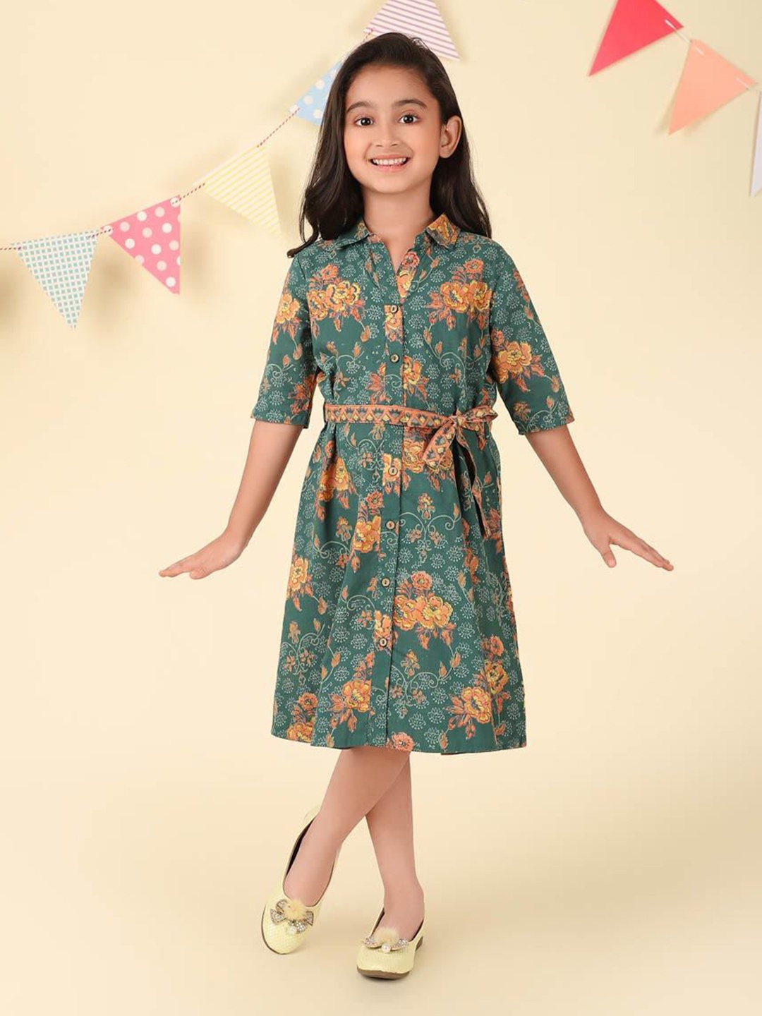 

Fabindia Girls Floral Printed Cotton Shirt Knee Length Dress, Green
