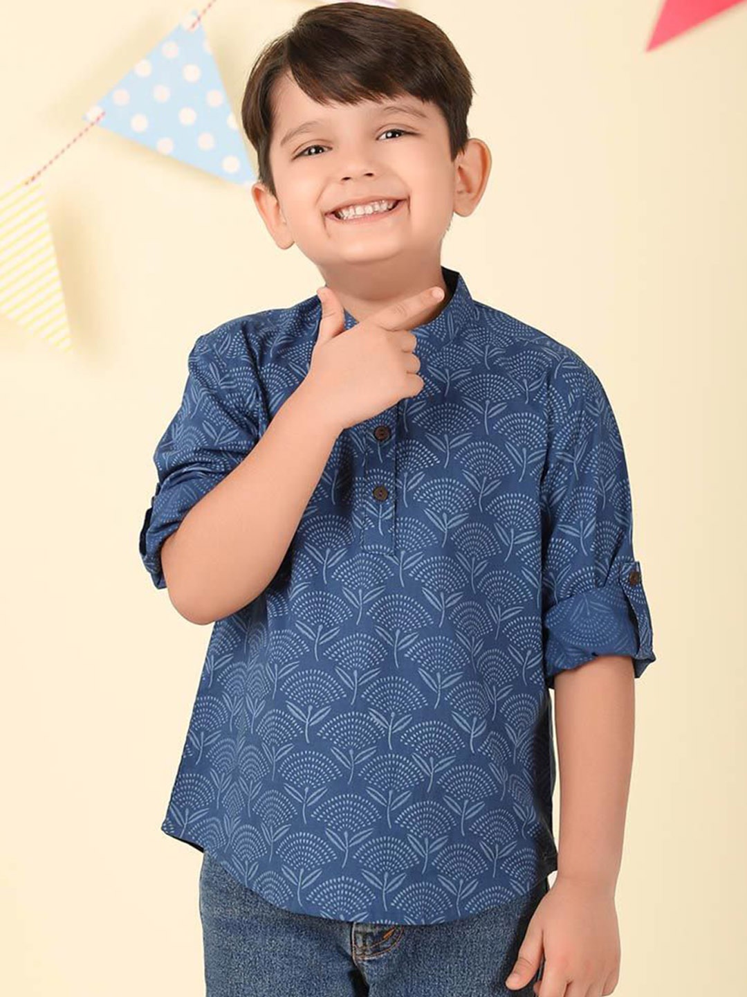 

Fabindia Boys Ethnic Motifs Printed Band Collar Cotton Straight Kurta, Navy blue