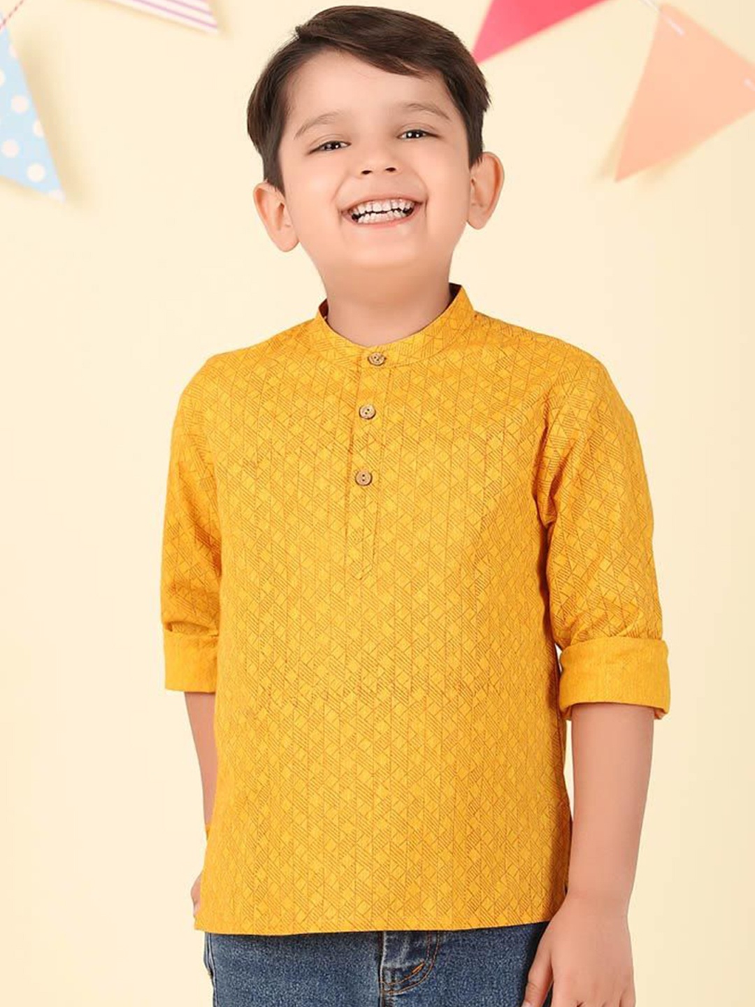 

Fabindia Boys Geometric Printed Cotton Straight Kurta, Yellow