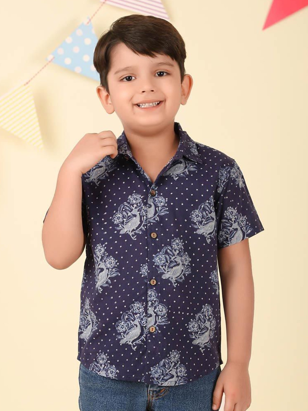 

Fabindia Boys Spread Collar Floral Printed Cotton Casual Shirt, Navy blue
