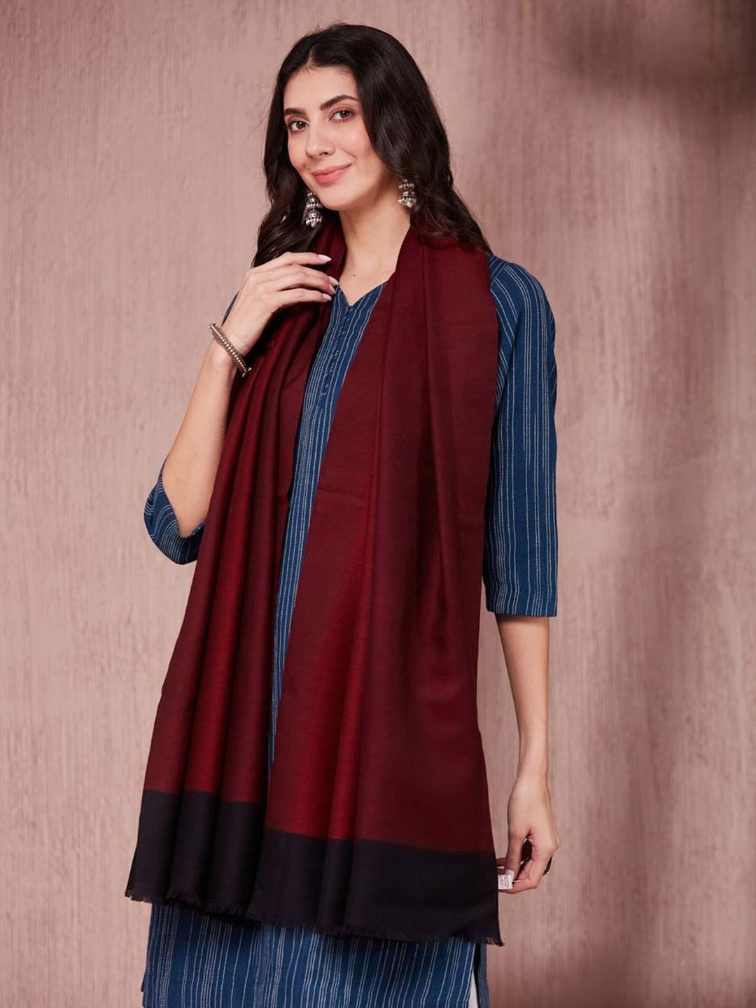 

Fabindia Women Colourblocked Stole, Maroon