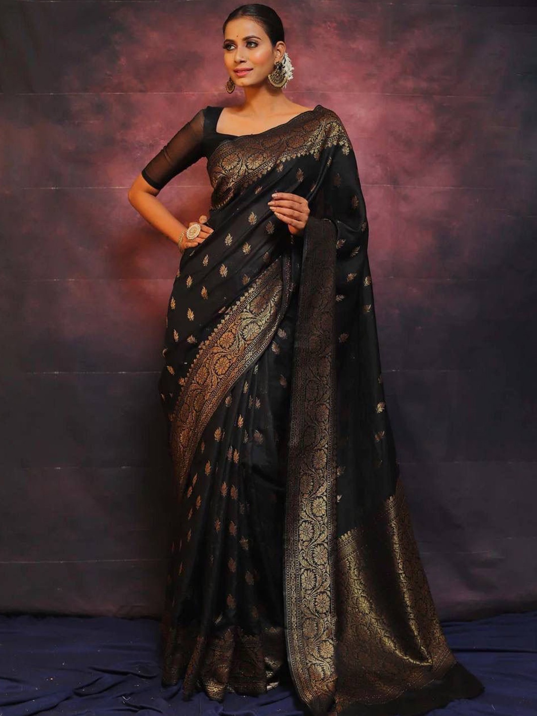

ZIBLON Ethnic Motifs Woven Design Zari Pure Silk Kanjeevaram Saree, Black