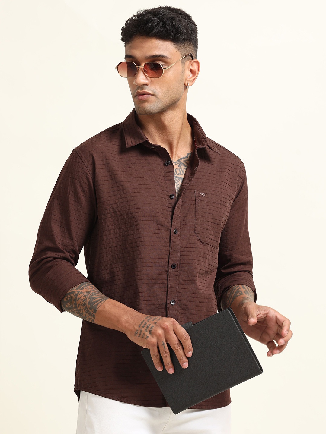 

RIGS AND RAGS Men Original Spread Collar Textured Cotton Casual Shirt, Maroon