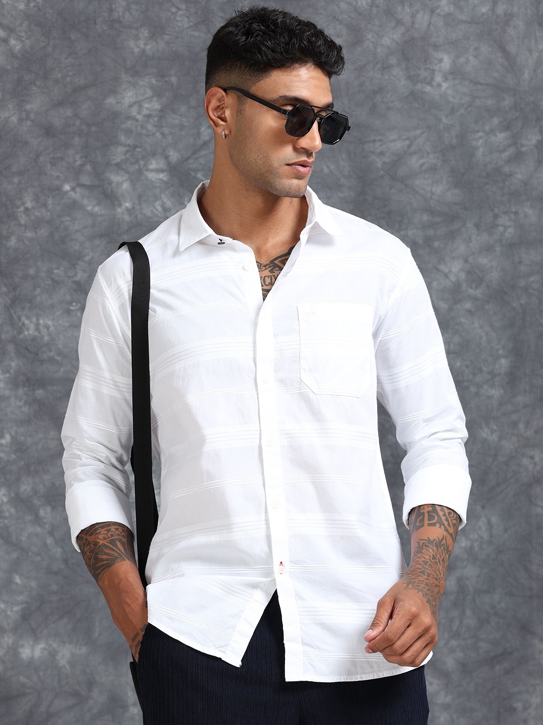 

RIGS AND RAGS Men Original Fit Spread Collar Textured Cotton Casual Shirt, White
