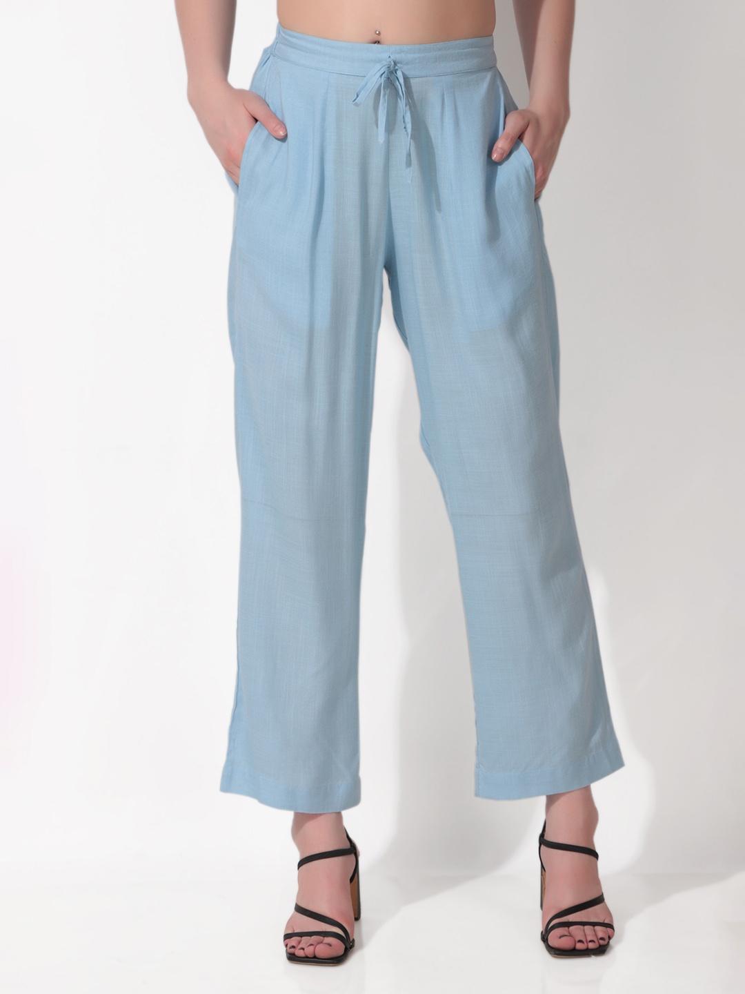 

Seryeon Women Parallel Trousers, Blue