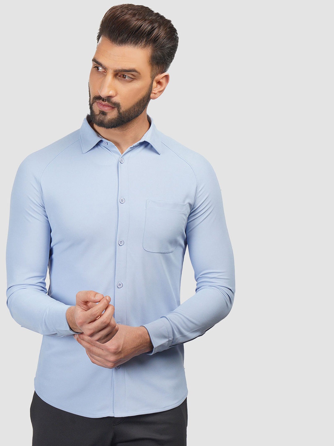 

Harfun Men Spread Collar Solid Slim Fit Formal Shirt, Blue