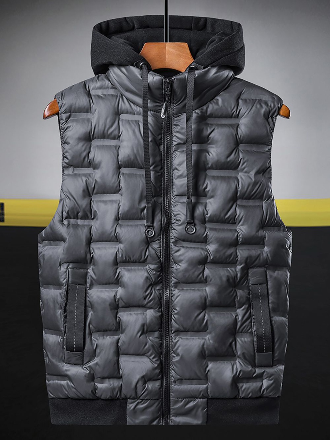 

StyleCast x Revolte Hooded Gilet Casual Jacket, Grey