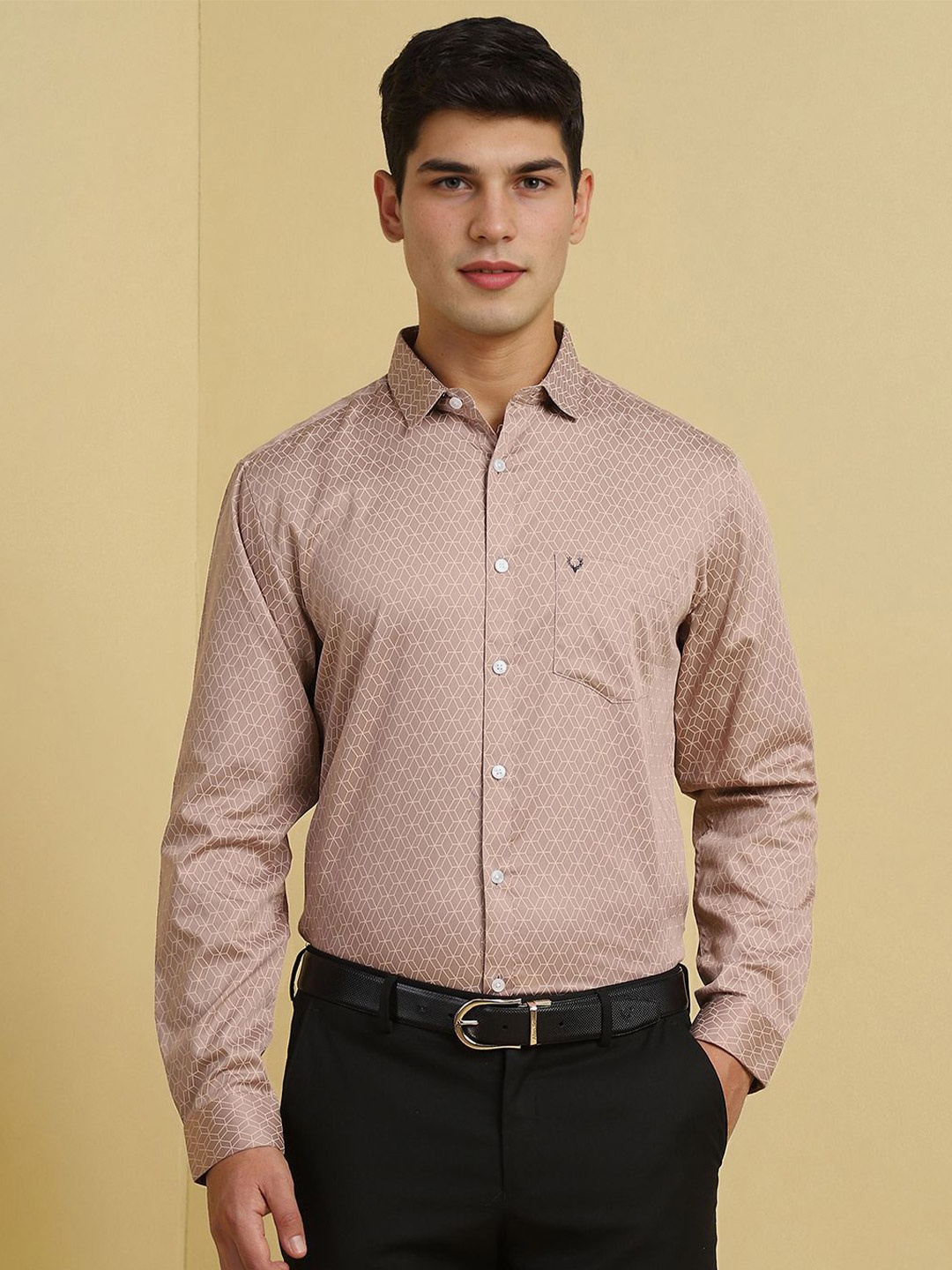 

Allen Solly Men Spread Collar Geometric Printed Cotton Slim Fit Formal Shirt, Taupe
