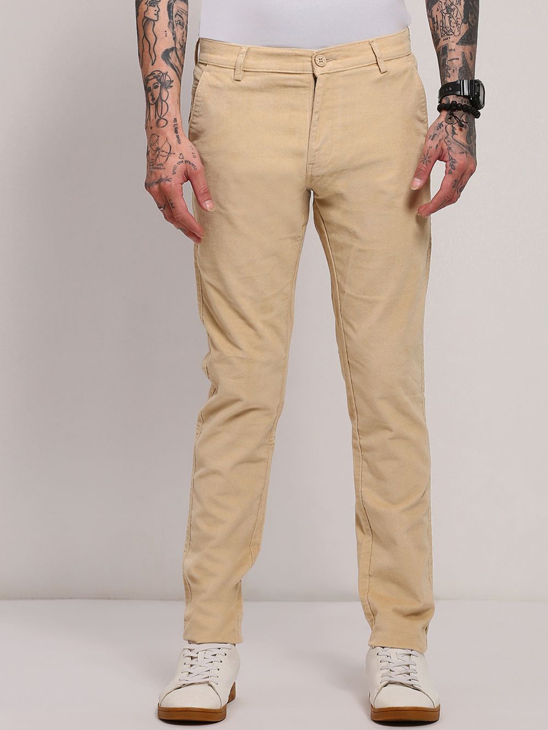 

SHOWOFF Men Cotton Comfort Slim Fit Low-Rise Corduroy Regular Trousers, Beige