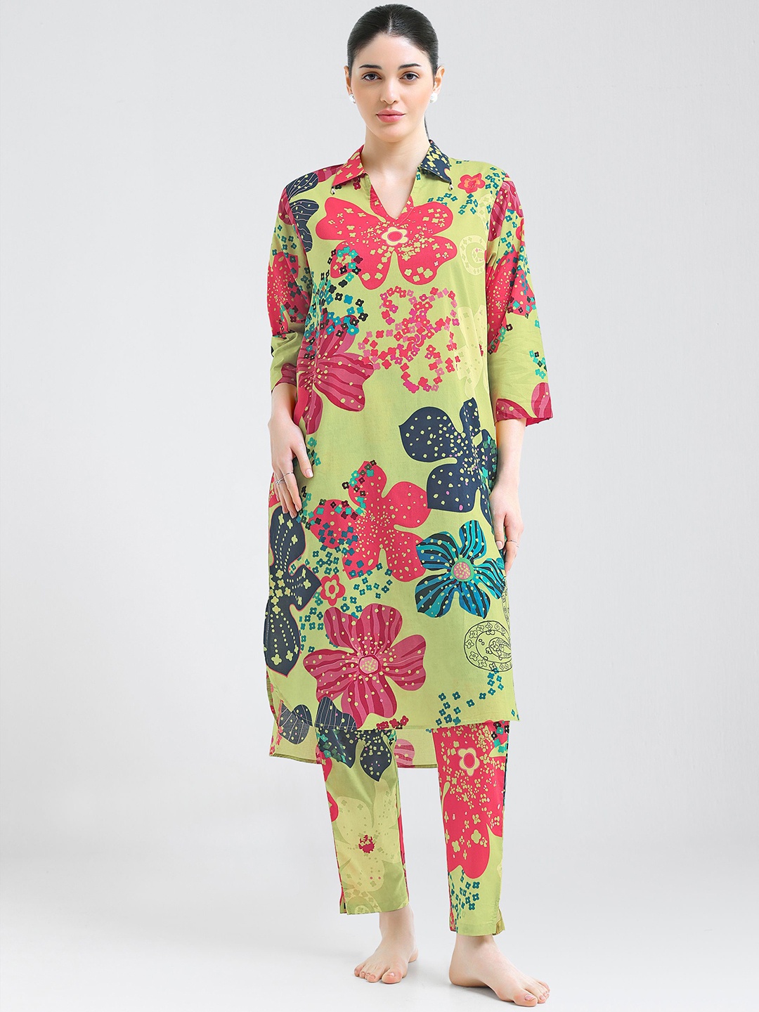 

I like me Green Printed Shirt Collar Pure Cotton Tunic And Trousers