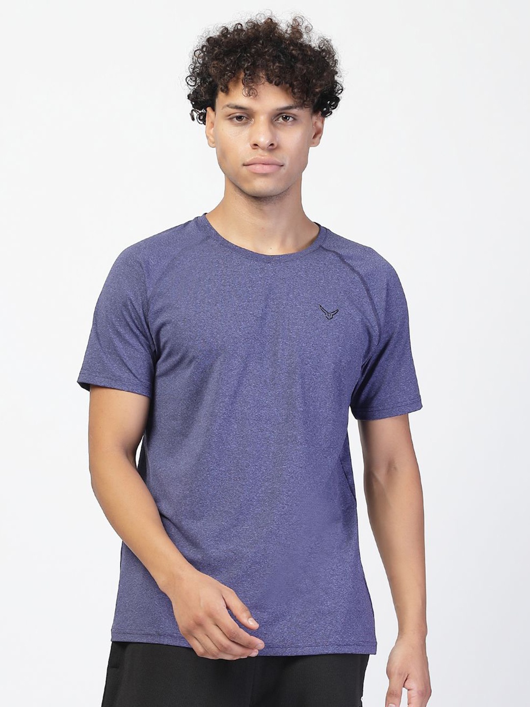 

Invincible Men Round Neck Gym T-shirt, Lavender