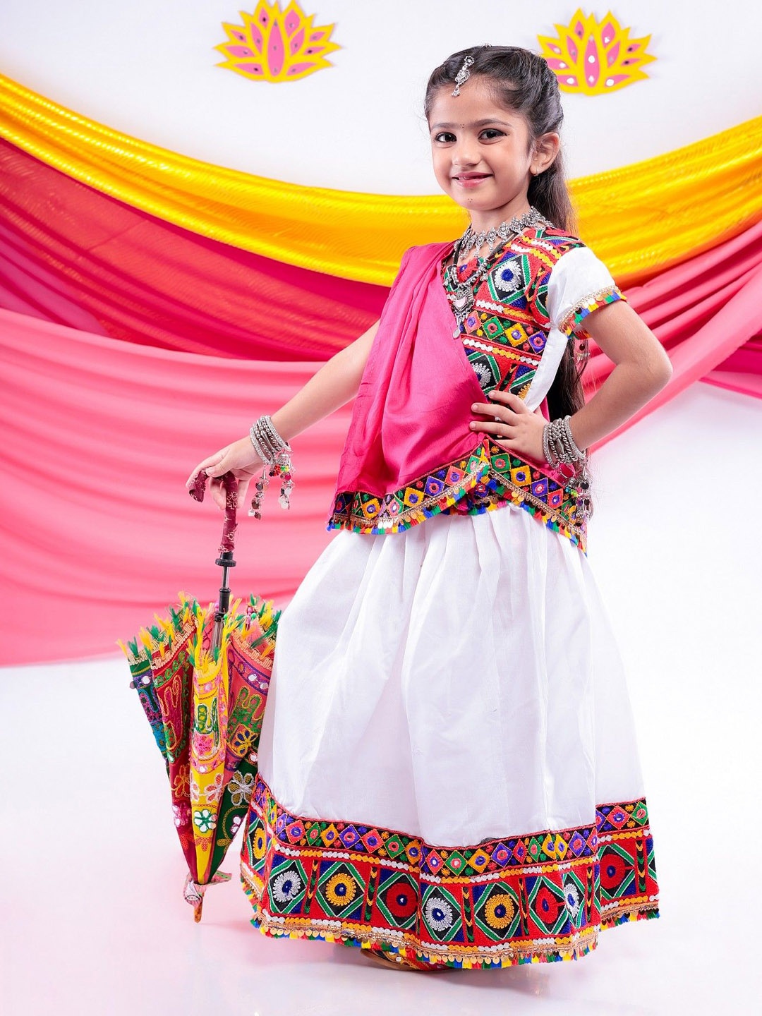 

BANJARA INDIA Girls Embroidered Ready to Wear Cotton Lehenga & Blouse With Dupatta, White