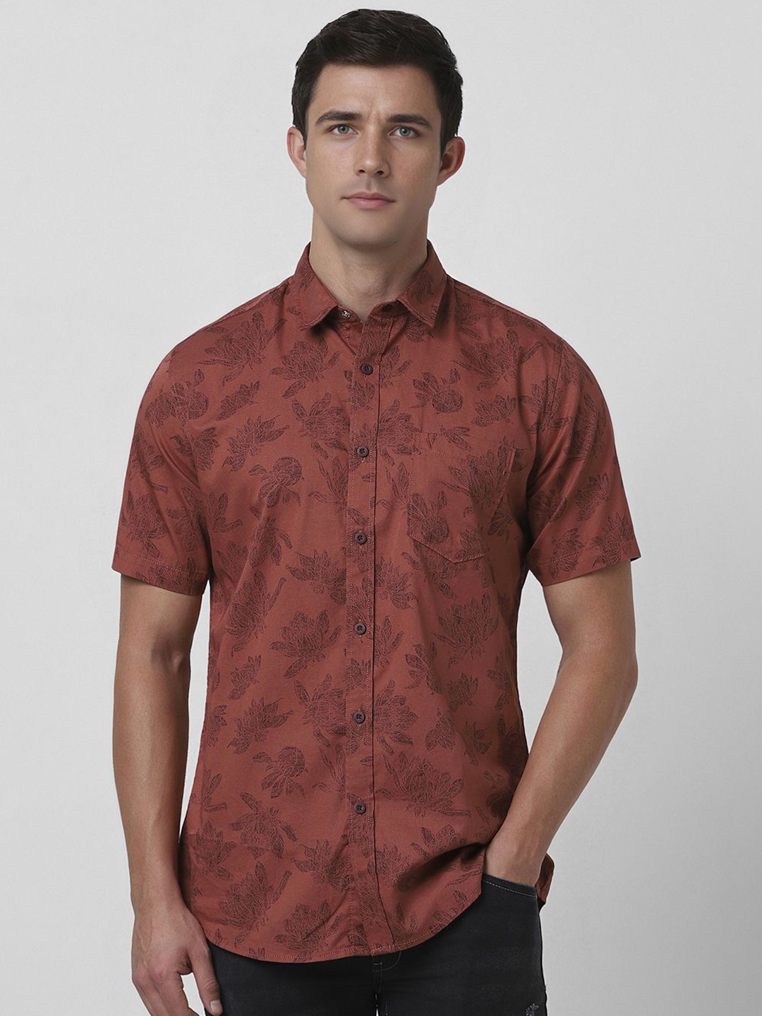 

VAN HEUSEN DENIM LABS Men Slim Fit Floral Printed Cotton Casual Shirt, Maroon