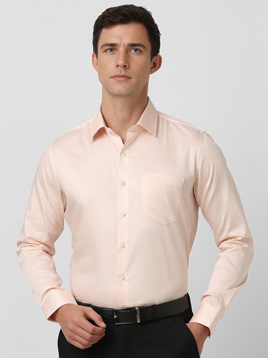 

Van Heusen Men Spread Collar Solid Cotton Slim Fit Formal Shirt, Peach