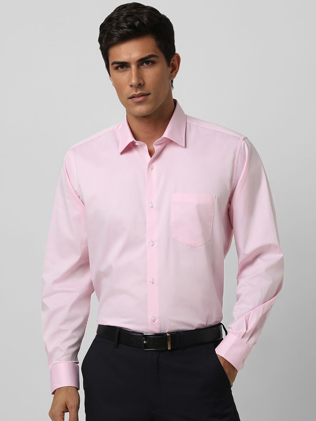 

Van Heusen Men Spread Collar Solid Cotton Slim Fit Formal Shirt, Pink