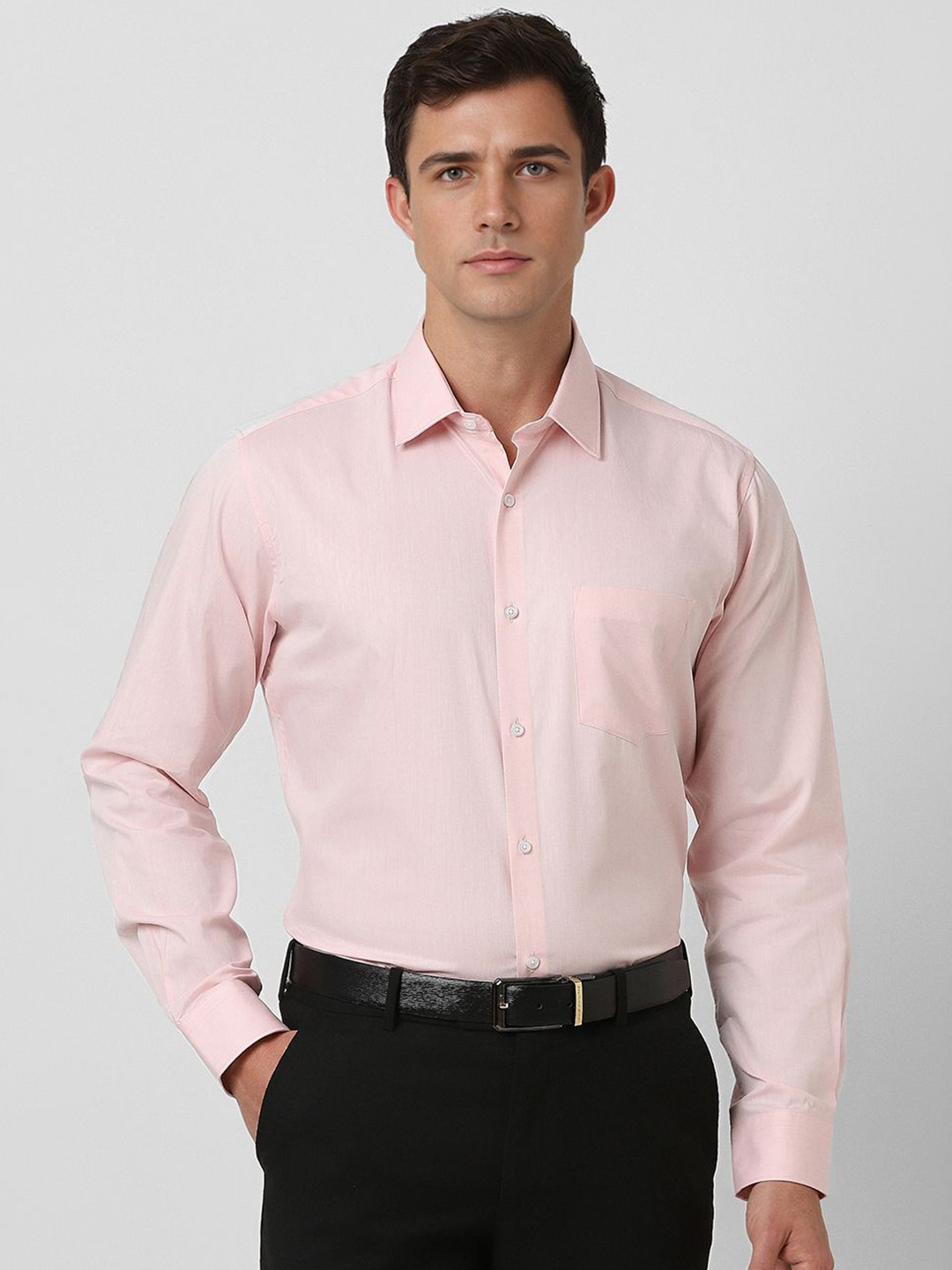 

Van Heusen Men Spread Collar Solid Cotton Formal Shirt, Pink