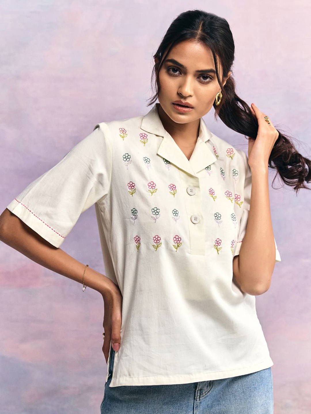 

Prakriti Jaipur Women Floral Printed Cotton Side Slits Kurta, Off white