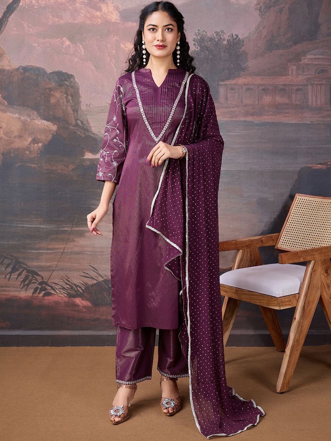 

House of Pataudi Floral Embroidered Straight Kurta & Trousers With Dupatta, Burgundy