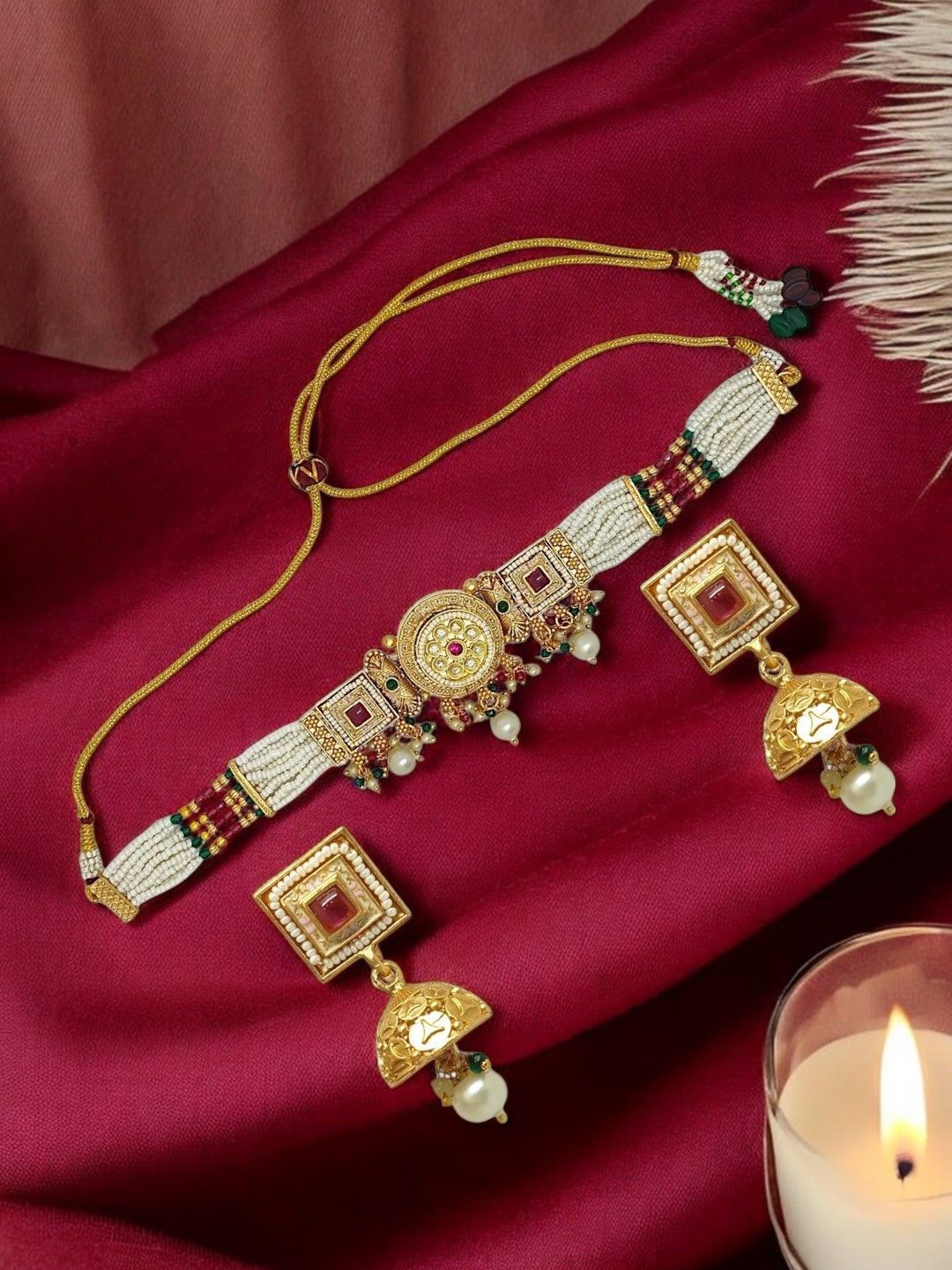 

FEMMIBELLA Gold-Plated Kundan Stone-Studded & Beaded Rajwadi Choker Jewellery Set