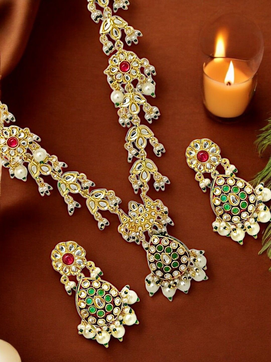 

FEMMIBELLA Gold-Plated Kundan-Studded & Beaded Jadau Jewellery Set