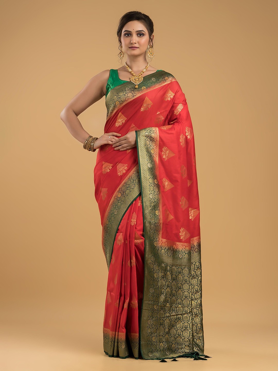 

Dheu Woven Design Zari Designer Banarasi Saree, Red