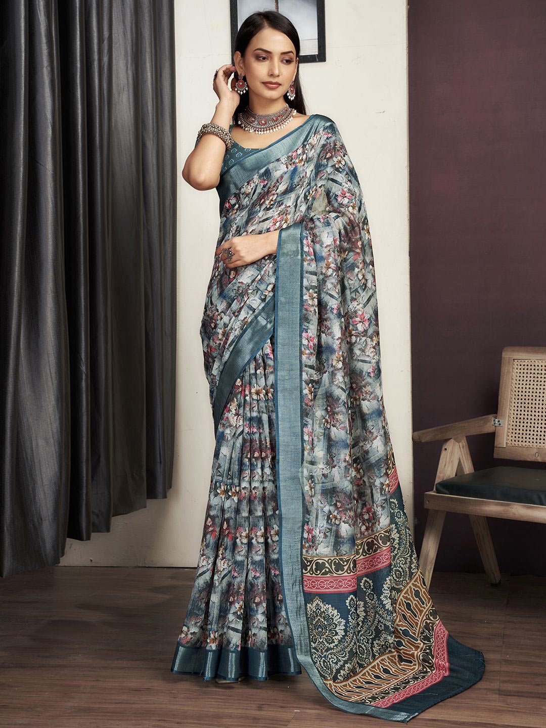 

SAMAH Floral Printed Saree with Blouse Piece, Teal