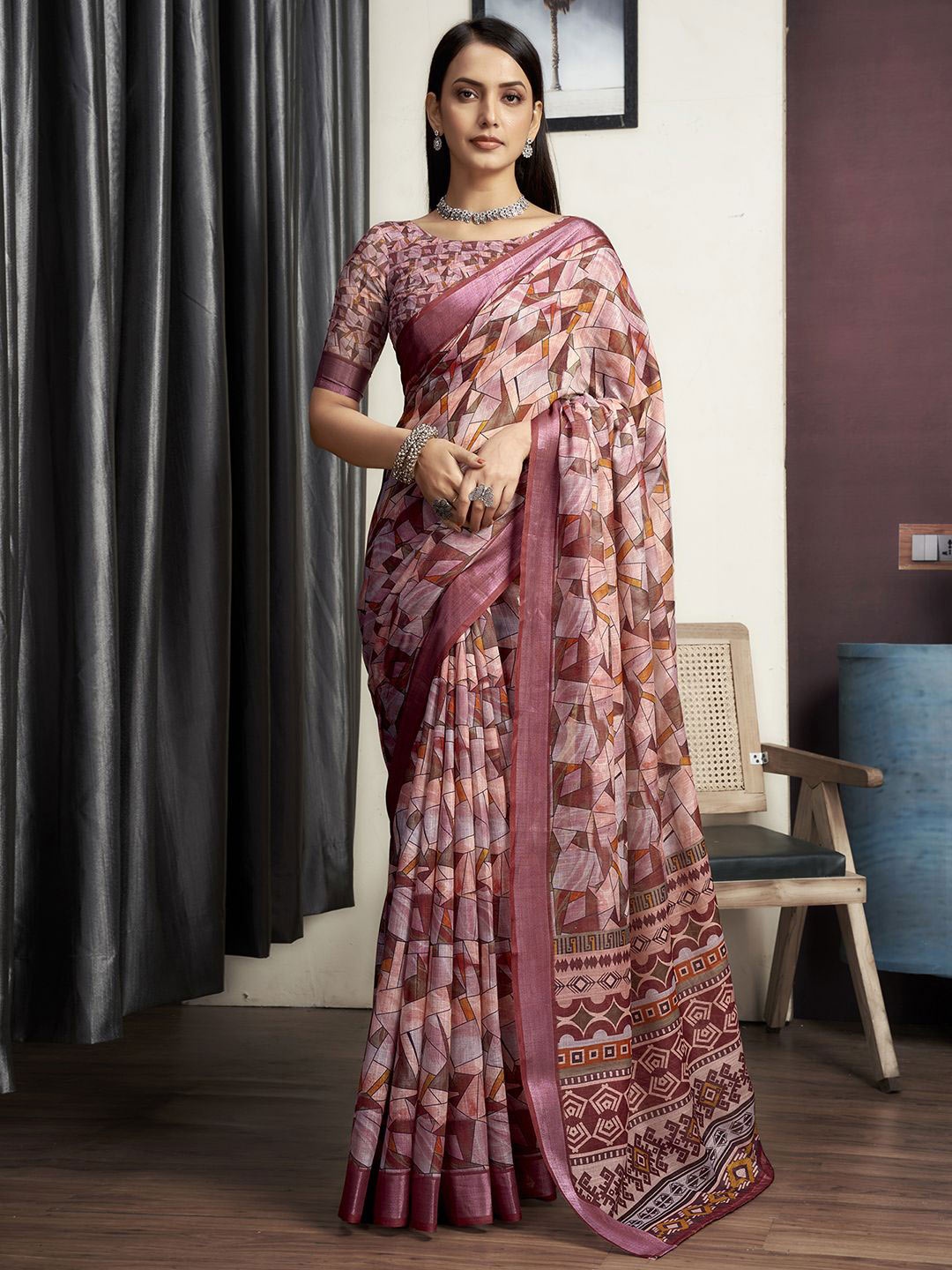 

SAMAH Printed Zari Saree with Blouse Piece, Pink