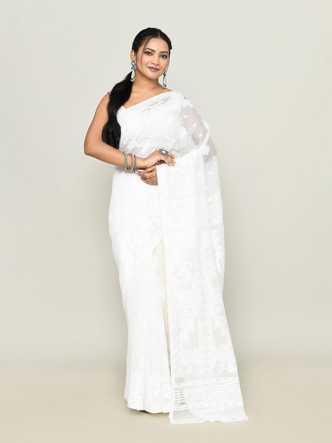 

SPRISH Ethnic Motifs Woven Design Pure Cotton Jamdani Saree, White