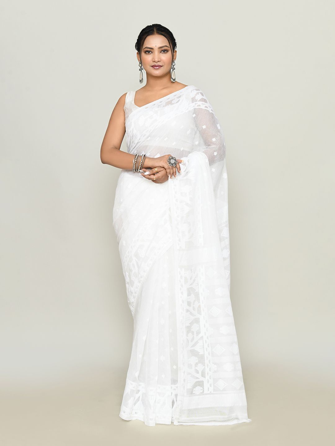 

SPRISH Ethnic Motifs Woven Design Pure Cotton Jamdani Saree, White