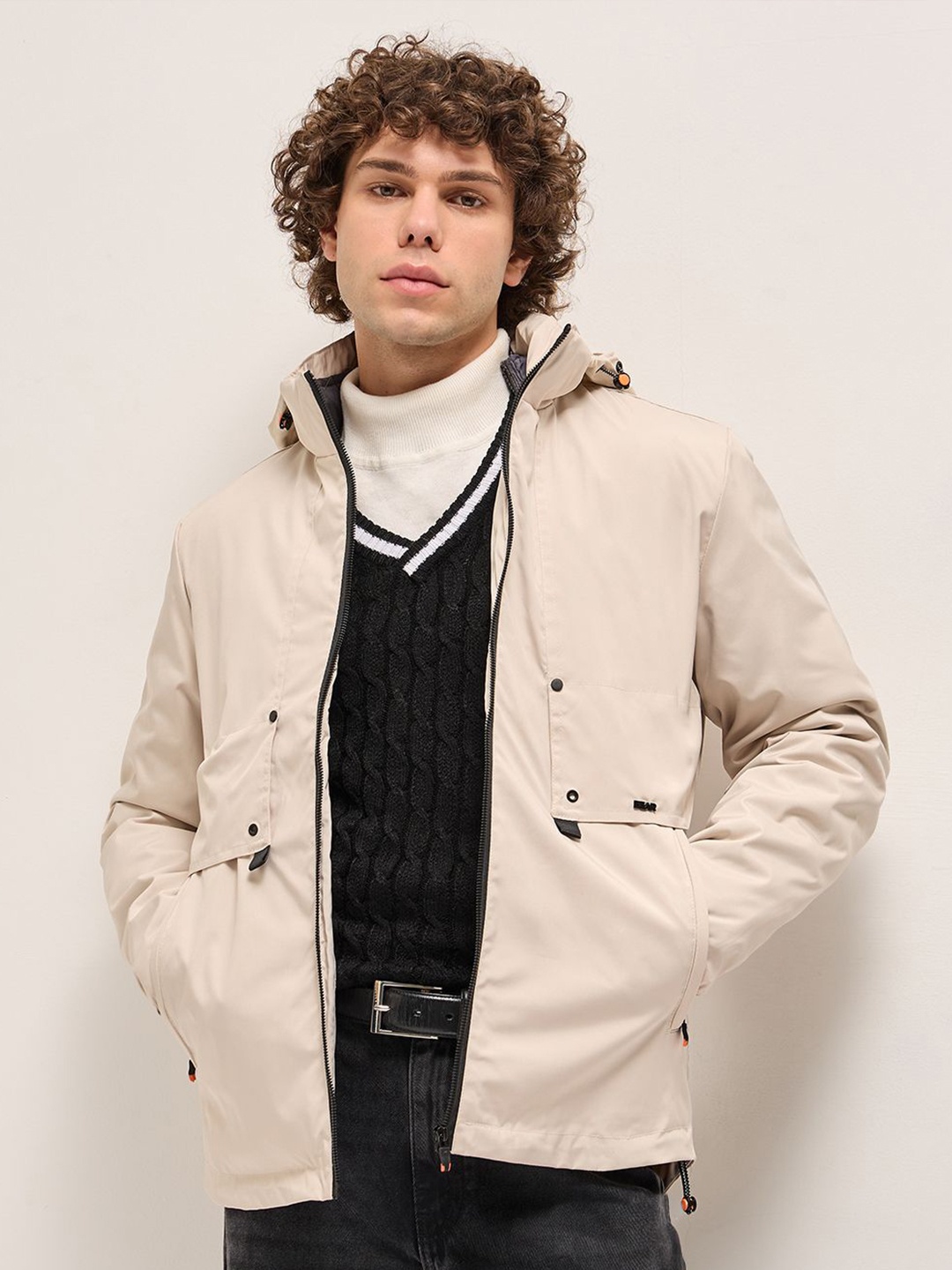 

THE BEAR HOUSE Men Hooded Solid Lightweight Casual Tailored Jacket, Beige