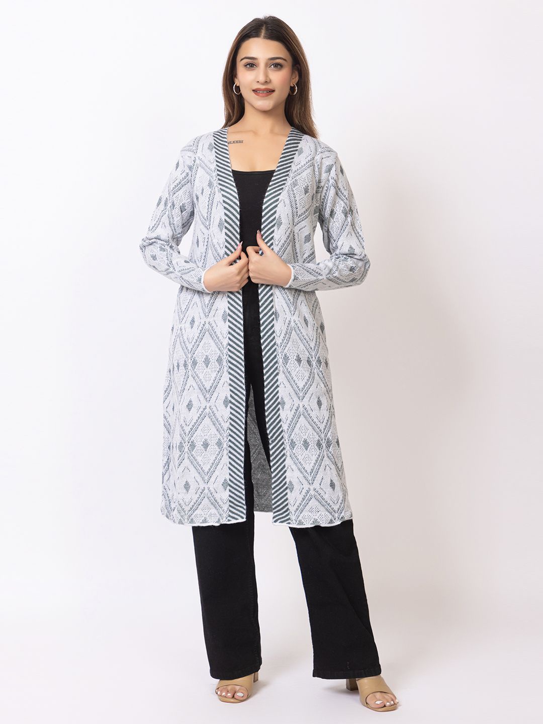 

Winter Wonders Self Design Longline Casual Shrug, Grey