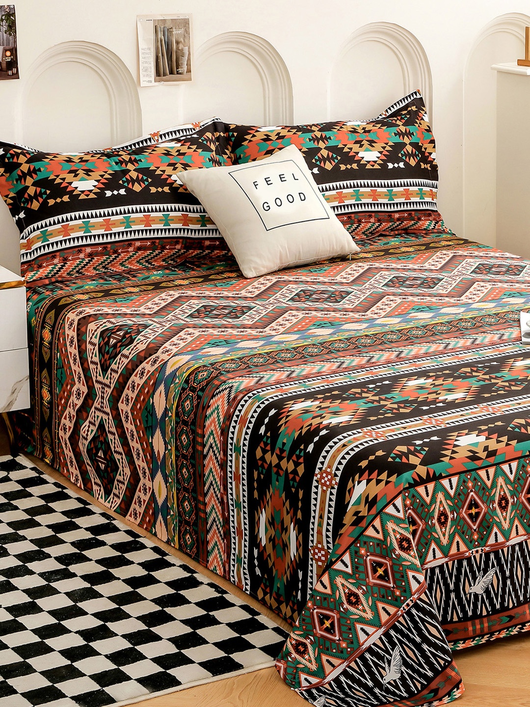 

Story@home Brown 4 Pieces Geometric Printed Microfiber Double Queen Regular Bedding Set