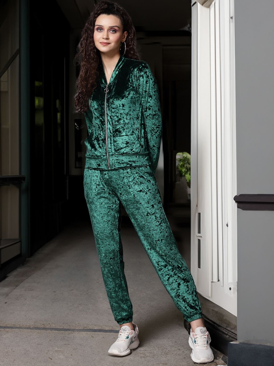

STYLECAST X KASSUALLY Women Stand Collar Self Design Casual Tailored Jacket, Green