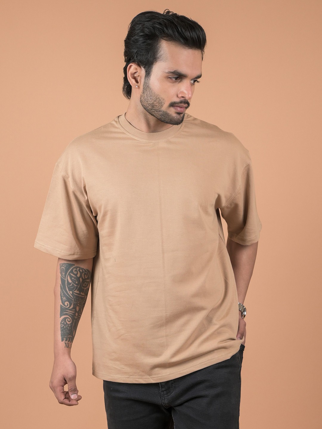 

INDIAN THREADS Men Dry Fit Solid Round Neck Pure Cotton Oversized T-shirt, Beige