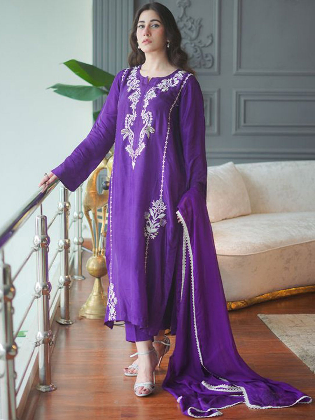 

GoSriKi Floral Embroidered Straight Kurta With Trousers & Dupatta, Purple