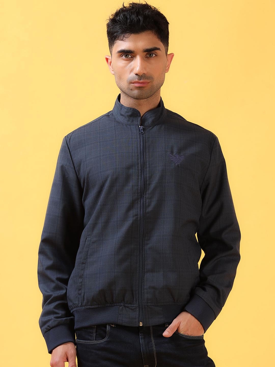 

THINC Men Mandarin Collar Checked Casual Bomber Jacket, Navy blue