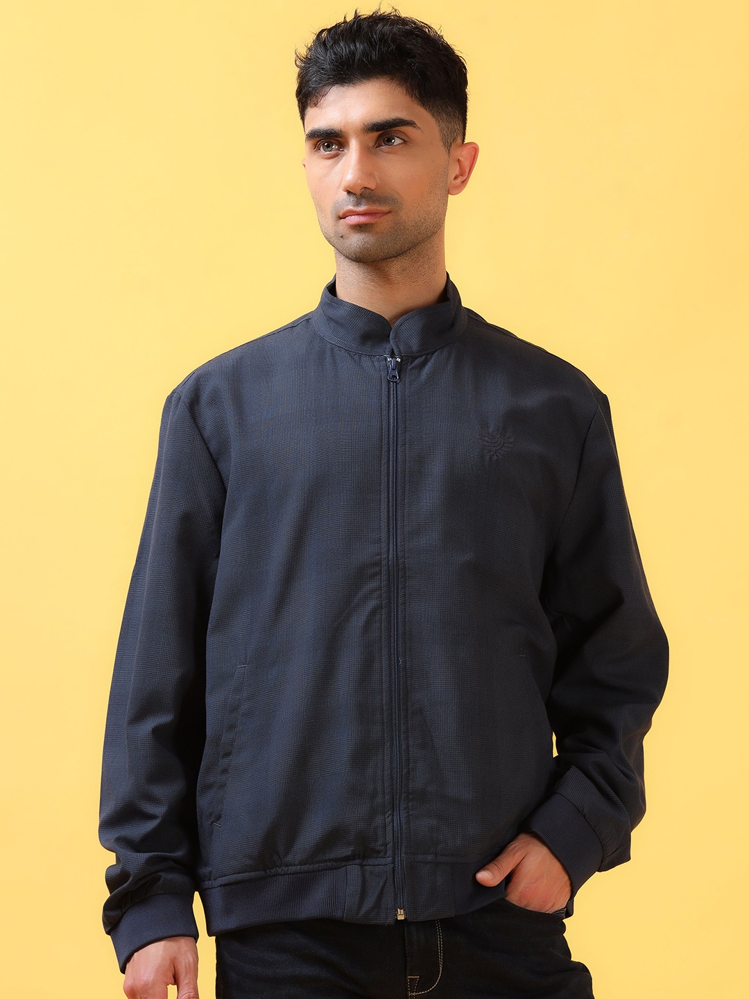 

THINC Men Mandarin Collar Checked Casual Bomber Jacket, Navy blue