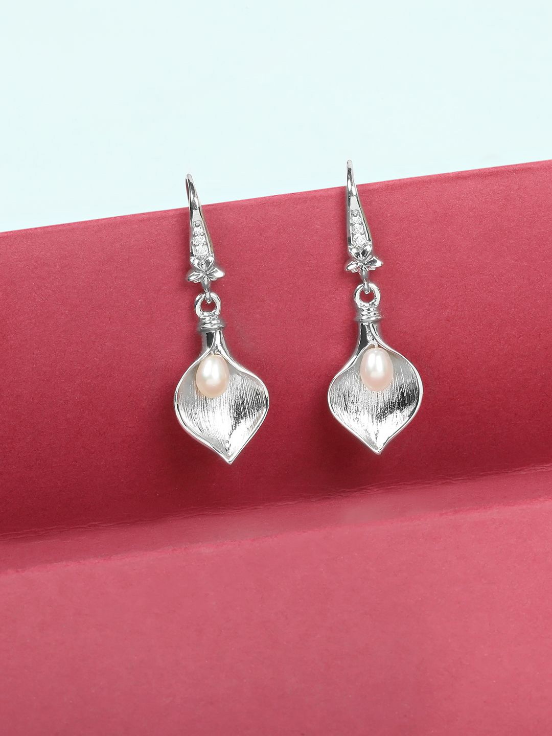 

Mia by Tanishq Splendour 93 Kt Silver-Plated Contemporary Cubic Zirconia Drop Earrings