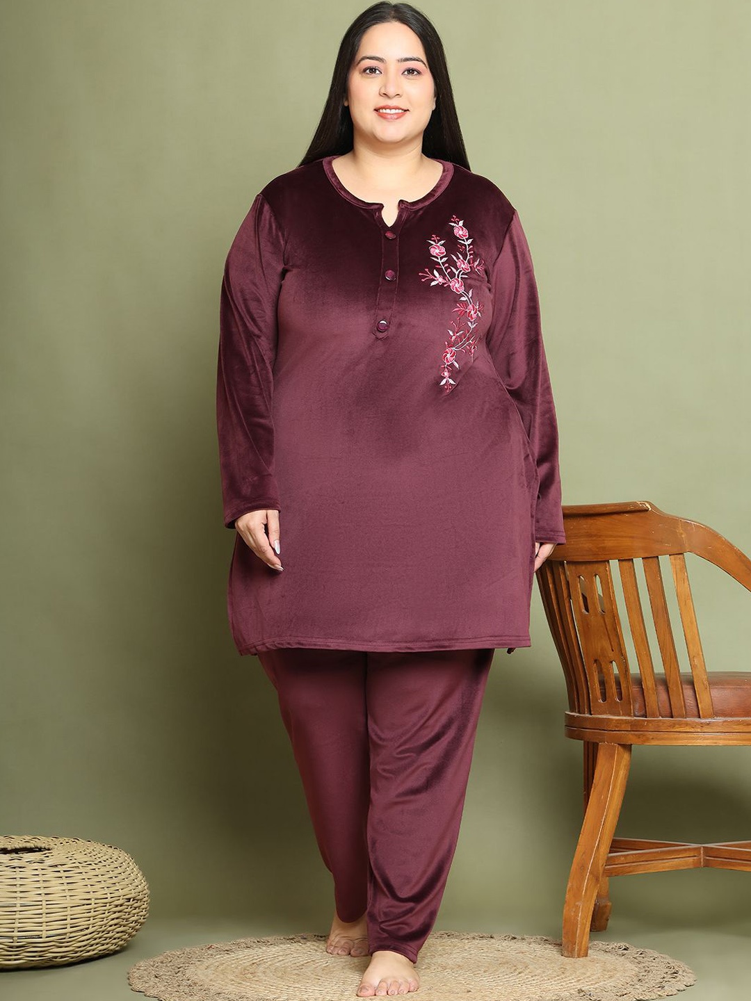 

TAG 7 Women Plus Size Night suit, Maroon