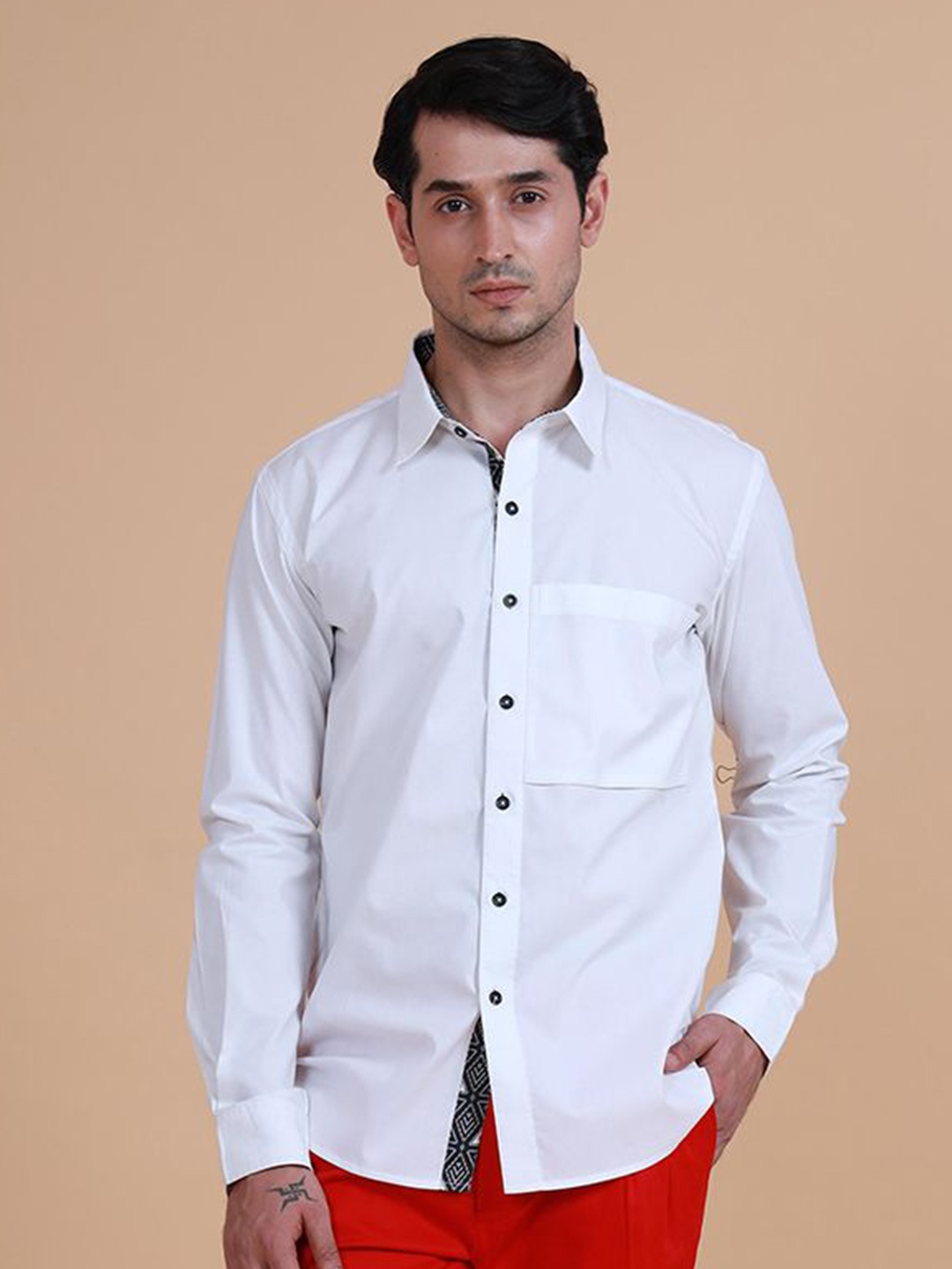 

RR Blue Men Spread Collar Solid Cotton Casual Shirt, White