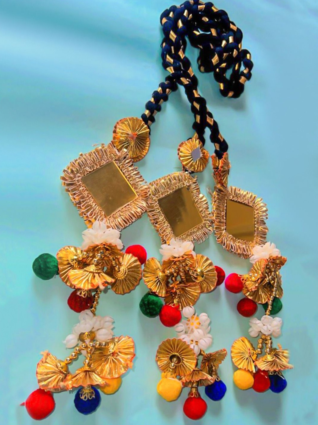 

Krelin Women Hair Accessory Set of Paranda, Gold