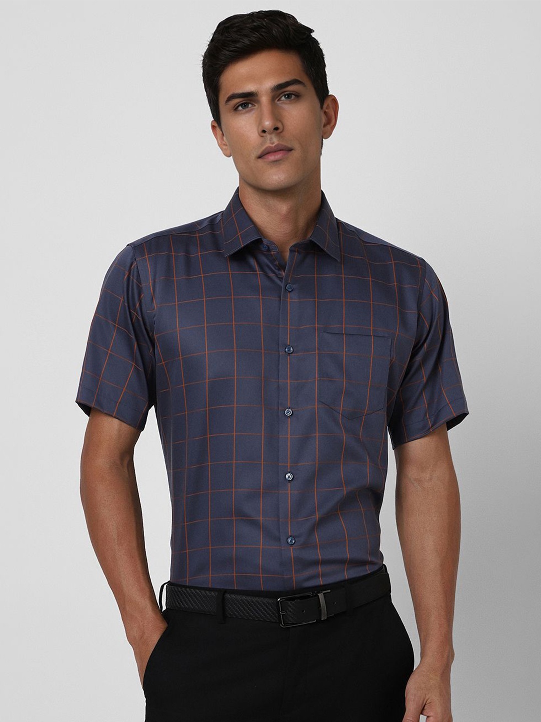 

Van Heusen Men Spread Collar Checked Cotton Slim Fit Formal Shirt, Navy blue