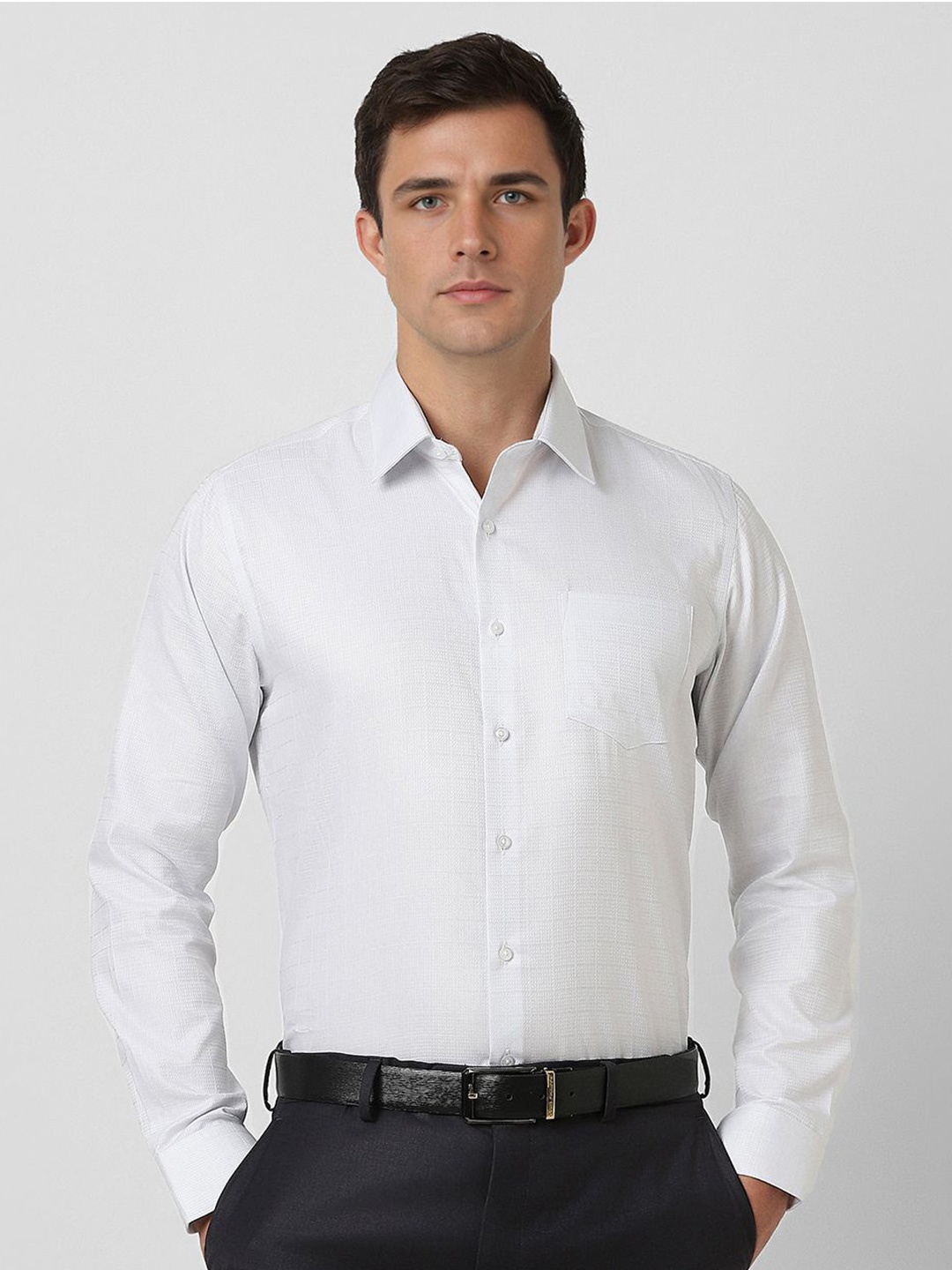 

Van Heusen Men Spread Collar Solid Cotton Slim Fit Formal Shirt, White