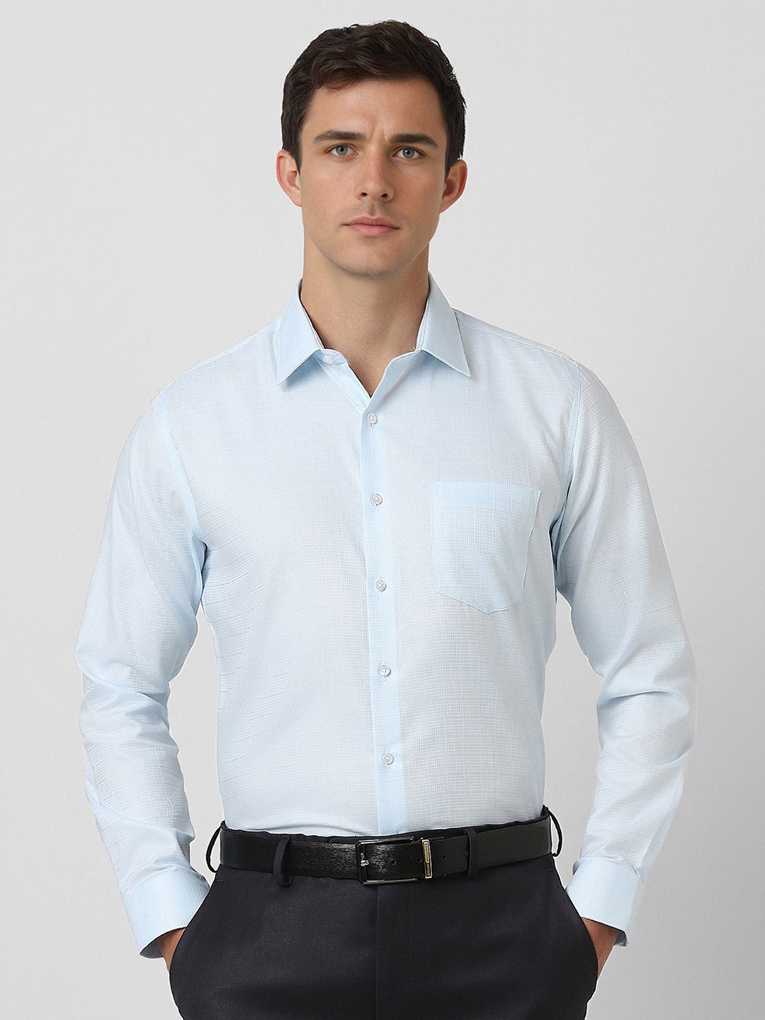 

Van Heusen Men Speread Collar Solid Cotton Slim Fit Formal Shirt, Blue